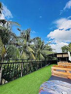 Pig Dive Hostel