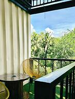 Pig Dive Hostel
