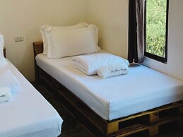 Pig Dive Hostel