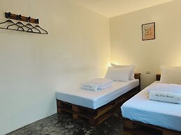 Pig Dive Hostel