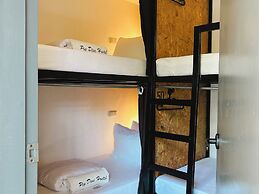 Pig Dive Hostel