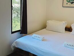 Pig Dive Hostel