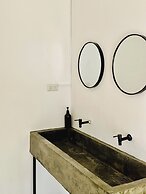Pig Dive Hostel