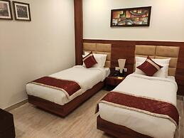 Red Crown Hotel
