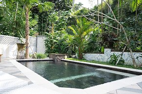 Sayan Ridge Villa