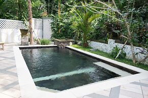 Sayan Ridge Villa