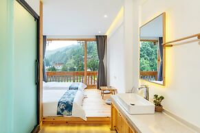 W Lodge