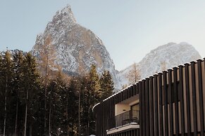 Waldrast - Forestside Living