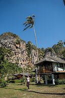 Tinidee Hideaway Tonsai Beach Krabi
