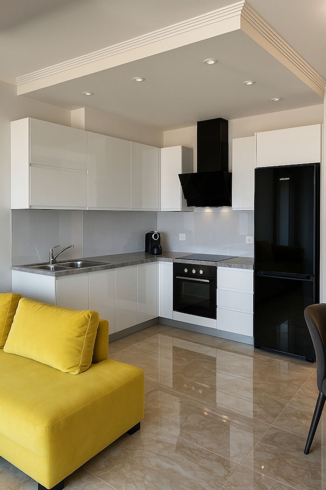 Oceanic Luxury Apartments