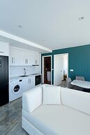 Oceanic Luxury Apartments