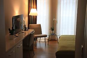Nymphe Strandhotel & Apartments