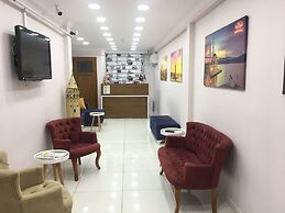 Tavra Hotel