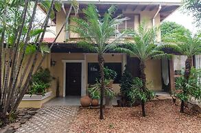 Cozy Studios near Shopping del Sol