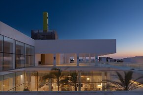 The G Hotel Seashell