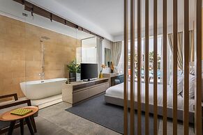 The G Hotel Seashell