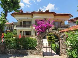 Ustun Apart