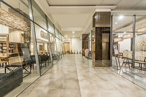 Grande Valore Hotel & Serviced Apartment