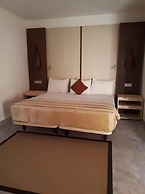 IRIS HOTEL