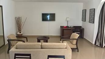 IRIS HOTEL