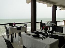 IRIS HOTEL