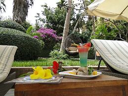 IRIS HOTEL