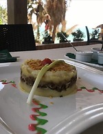 IRIS HOTEL