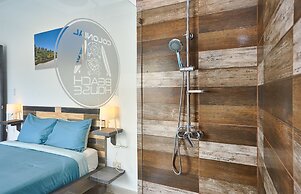 Colonial Beach House