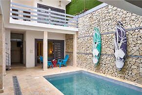 Colonial Beach House