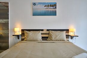 Colonial Beach House