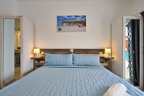 Colonial Beach House