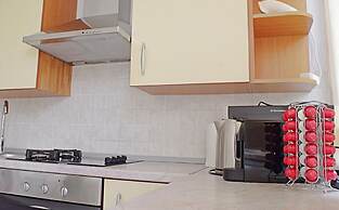 House Suncani Dvori