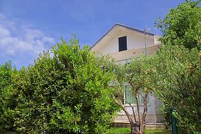 House Suncani Dvori