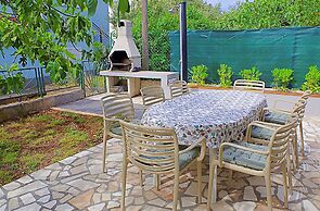 House Suncani Dvori