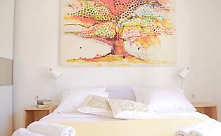 House Suncani Dvori