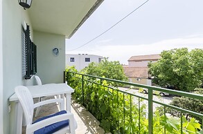 Apartments Luka