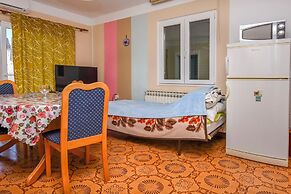 Apartments Luka