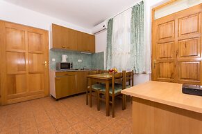 Apartments Pero