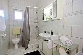 Apartments Mara