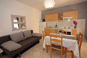 Apartments Mara