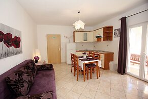Apartments Mara