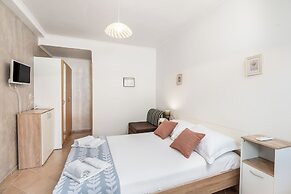 Apartments Jelica