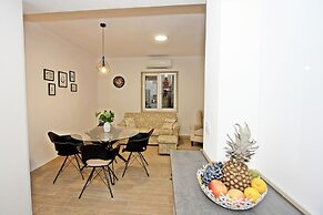 Apartments Irena