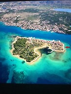 Apartment Island Dream