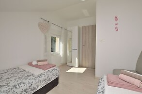 Apartments Viktoria