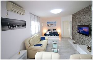 Apartments Eva