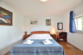 Apartment Visnja
