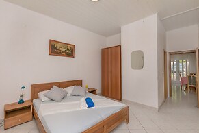Apartments Luca