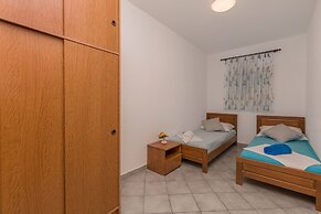 Apartments Luca