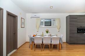 House Aria
